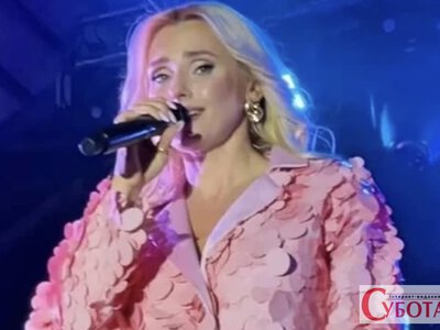 Освідчення на концерті Ірини Федишин: чоловік впав під сцену, але дівчина сказала так. ВІДЕО
