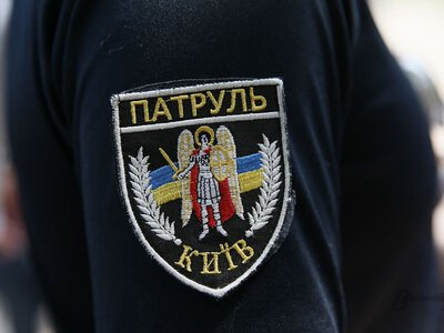 У Києві затримали чоловіка, який вчинив стрілянину у дворі житлового будинку (відео)