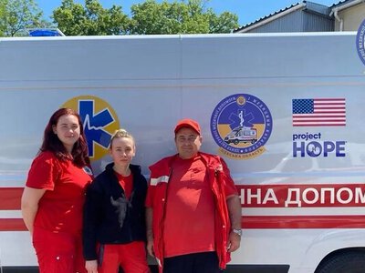 В Одесі медики «швидкої» майже 30 хвилин реанімували чоловіка із зупинкою серця