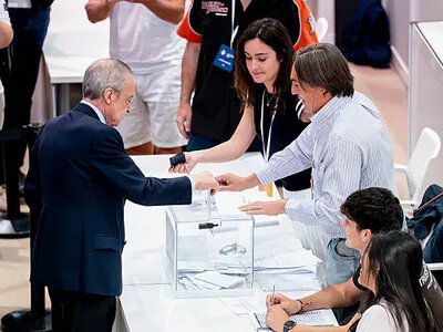 Перес виграв вибори президента Реала