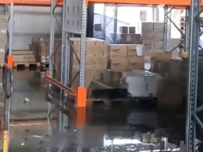 У Харкові російські дрони влучили у хаб «Укрпошти» 8 червня: які наслідки та що з посилками