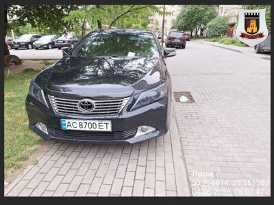 У Луцьку водії перекрили прохід пішоходам (Фото)