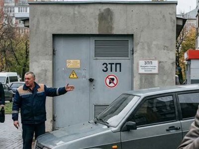 «Я тільки на хвилинку»: житомирянам пояснили, чому паркування біля трансформаторних підстанцій знеструмлює цілі квартали