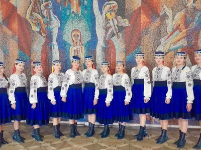 Вокалісти Демидівської громади здобули призові місця на обласному конкурсі «Юна зірка»