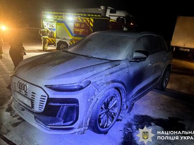 У Рівному розшукують осіб, які підпалили авто жительки Дубенського району