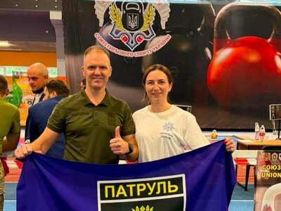 Поліцейська з Рівненщини перемогла на всеукраїнських змаганнях з гирьового спорту