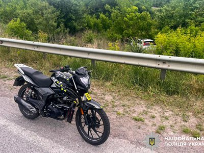 На трасі Київ–Чоп 15-річний мотоцикліст спричинив ДТП: травмувалися двоє людей