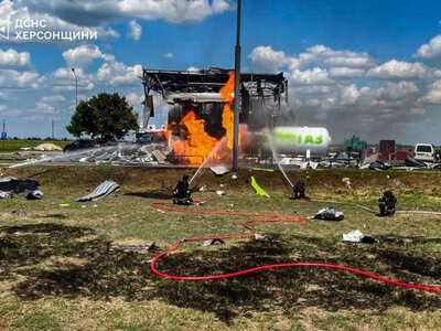 Росіяни завдали дронового та артилерійського ударів по Херсону: серед поранених дитина