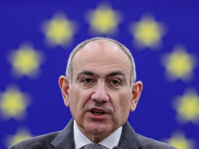 Зеленський і Сибіга привітали Вірменію з проведенням демократичних виборів