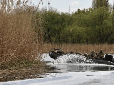  До 750 ударів дронами на добу та штурми: яка ситуація на Придніпровському напрямку 