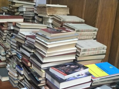 У Луцьку бібліотека очищує фонди від російських видань