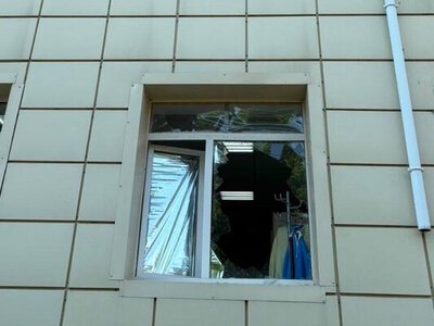 Після авіаудару у Слов’янську закривають останнє пологове відділення на Донеччині (відео)