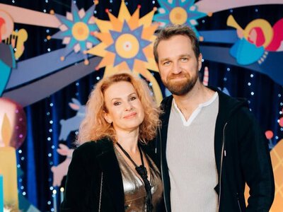 Відомий актор зізнався, чому довго не одружувався зі старшою на 15 років коханою