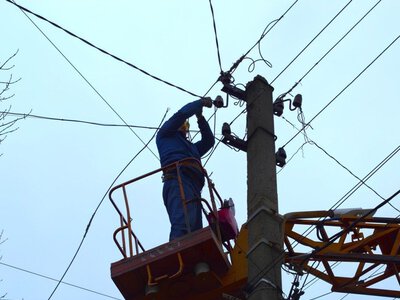 У багатьох будинках сьогодні в Запоріжжі не буде світла через ремонтні роботи: адреси