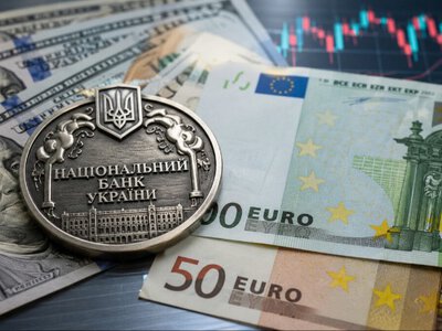 В обмінниках ажіотаж: українці кинулися скуповувати одну валюту — що буде з курсом