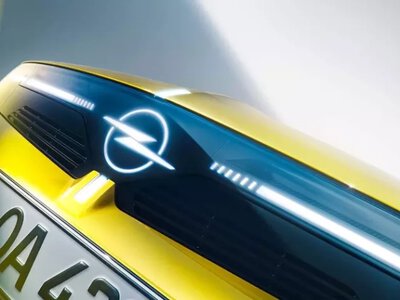 Opel Astra: Повернення додому з мільярдними інвестиціями у німецьке виробництво
