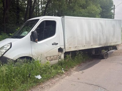 На Чернігівщині російська атака на хлібовоз призвела до поранення водія
