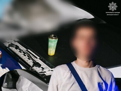 У Вінниці патрульні зупинили водія BMW з ознаками сп’яніння та підозрілою речовиною