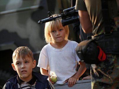 Окупанти закривають низку шкіл і дитсадок на лівобережжі Херсонщини