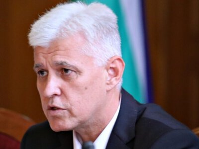 Новий уряд Болгарії має намір припинити постачання зброї для України