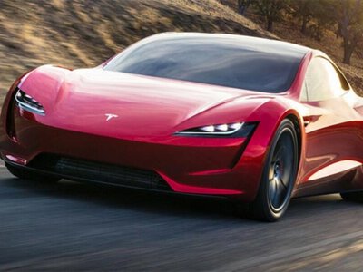 Tesla знову переносить показ Roadster: обіцяні “ракетні” технології не готові