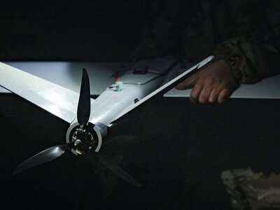 «Не схоже, що ми всі 20 мільйонів дронів поставимо на фронт». Що відомо про експорт українських безпілотників