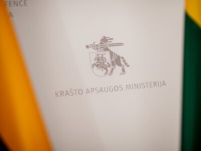 Литва інвестує близько 1 мільярда євро у закупівлю військових позашляховиків та вантажівок