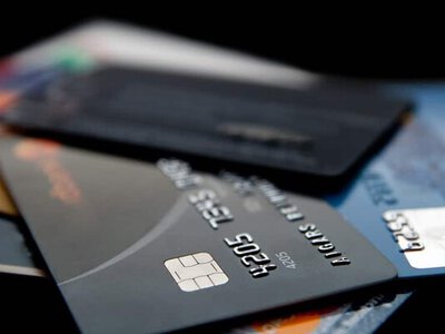 Карткові перекази в Україні: які ліміти діють зараз і як клієнти можуть їх збільшити
