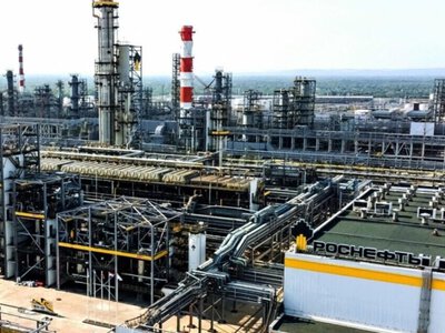 У рф заявили про атаку на Новокуйбишевський НПЗ та завод «Прогрес» у Чебоксарах