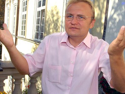 Премії від Садового: спливли нові факти