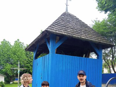  Мистецтво на березі Збруча: художники з України, Польщі та Іспанії творять у Вікні 