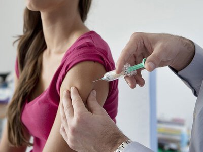 Щеплення - не лише для дітей: МОЗ нагадало, які вакцинації потрібно робити дорослим