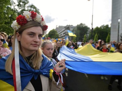 ​Опитування КМІС: українці найбільше довіряють меру Харкова Терехову, міністру оборони Федорову та президенту Зеленському