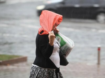 Градуси під +33 °С, шквали та град: синоптик попередив про різку зміну погоди в Україні 