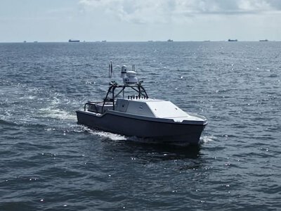 Морський дрон врятував екіпаж збитого американського вертольота