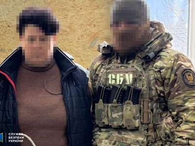 На Запоріжжі СБУ викрила агентку російської розвідки, яка намагалася передати доступ до відеокамер для коригування ударів