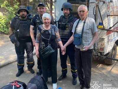 Рятувальники евакуювали сімох мешканців Дружківки до безпечніших регіонів України