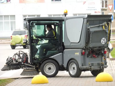 У Кременчуці виділять понад 259 тис. грн на страхування нових підмітальних машин