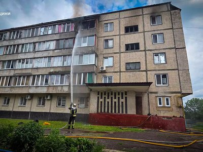 На Броварщині ліквідували масштабну пожежу в п’ятиповерховому будинку