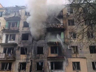 Ворог атакував багатоповерхівку в Павлограді