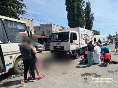 Смертельна ДТП у Виноградові: водій знепритомнів, вантажівка в’їхала в людей