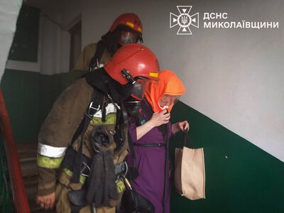 На Миколаївщині горіла квартира у 5-поверхівці (ФОТО)