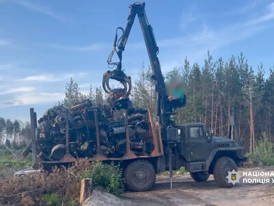Знищено близько 50 га території: на Рівненщині викрили незаконний видобуток бурштину (ВІДЕО)