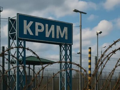 Дрони ССО вночі вдарили по мостах до Криму: логістичний колапс окупантів