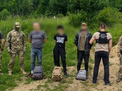На кордоні зі Словаччиною затримали полтавця: прикордонники стріляли й спустили собаку