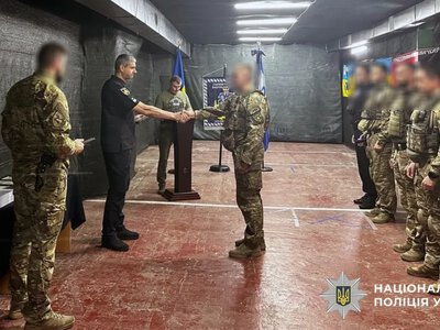 Бійців стрілецького батальйону поліції Херсонщини відзначили нагородами