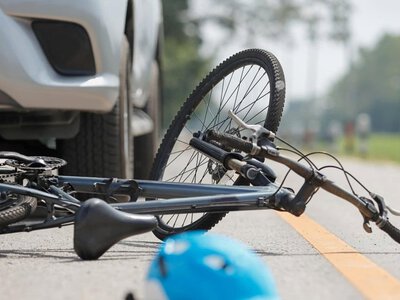 У селищі Солотвино на Тячівщині дитина на велосипеді потрапила під авто (ВІДЕО)
