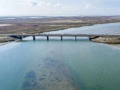 Окупанти скаржаться на нові удари по мостах на півдні — є пошкодження