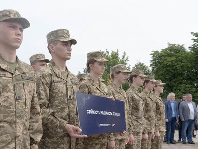 На Алеї українського війська в Києві відкрили пам’ятний знак Держспецзв’язку із зашифрованим посланням