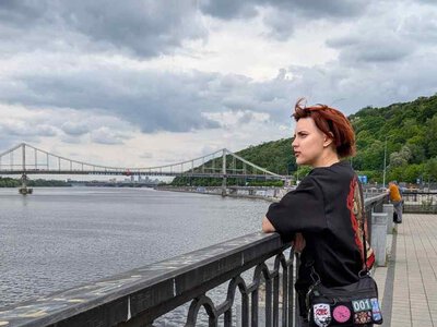 «Якщо довіришся не тій людині, завтра до тебе прийдуть»: історія кримчанки Поліни, яка була партизанкою в окупації